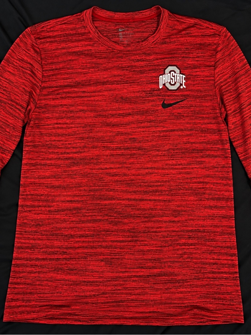Nike Ohio State Buckeyes Long Sleeve Performance Shirt – Men’s Medium (Red)